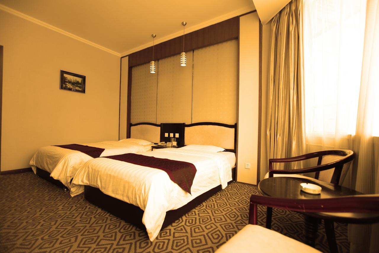 Huashan Jinsui Hotel Huayin Bagian luar foto
