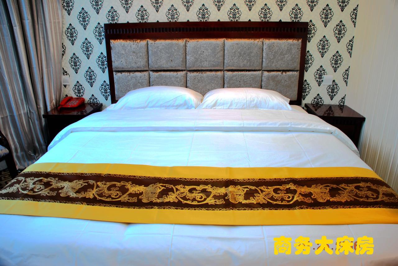 Huashan Jinsui Hotel Huayin Ruang foto