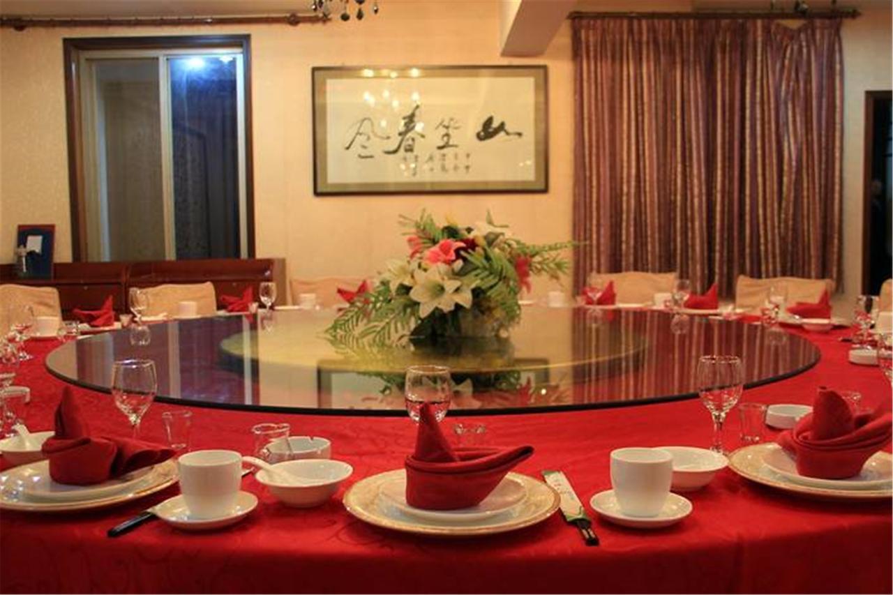 Huashan Jinsui Hotel Huayin Bagian luar foto